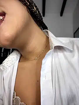 MystiqueXXX online show from 02/17/26, 01:19