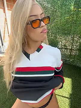 MystiqueXXX online show from 04/12/26, 01:25