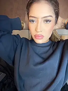 MystiqueXXX online show from 05/11/26, 01:45