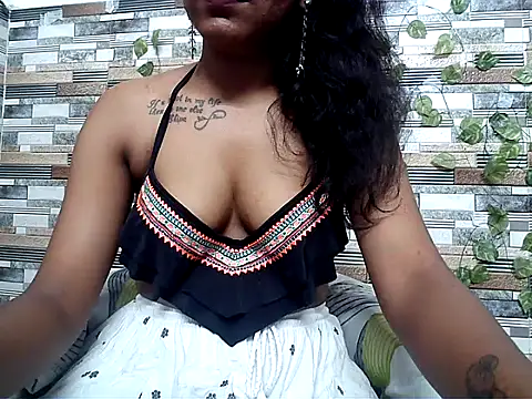 HOT AARVI11 online show from 10/14/25, 03:56