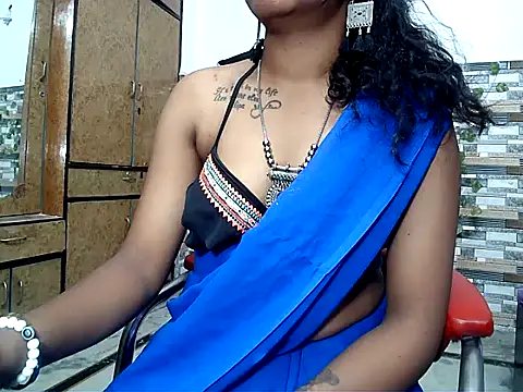 HOT AARVI11 online show from 09/17/25, 04:31