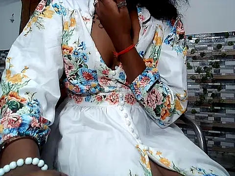 HOT AARVI11 online show from 09/23/25, 04:03