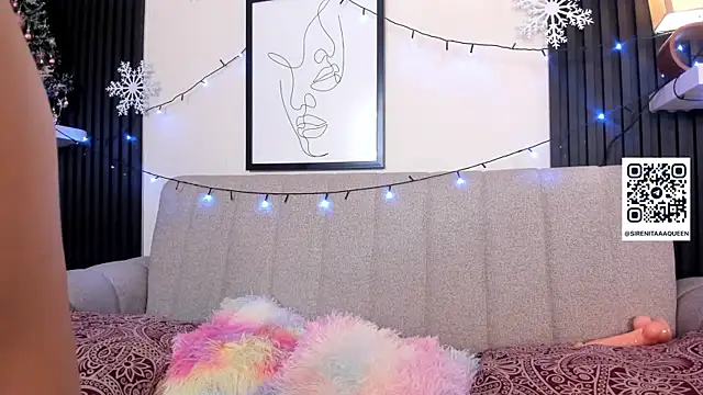 Sirenita petitexoxo online show from 12/13/25, 08:04