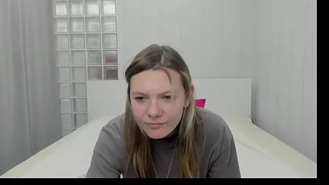 Sunny Sammy online show from 12/15/25, 06:52