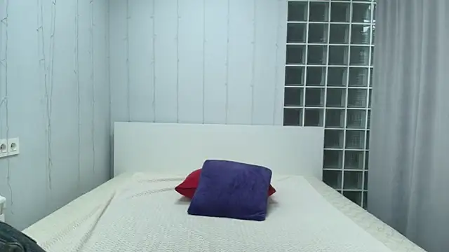 Sunny Sammy online show from 04/04/26, 01:23