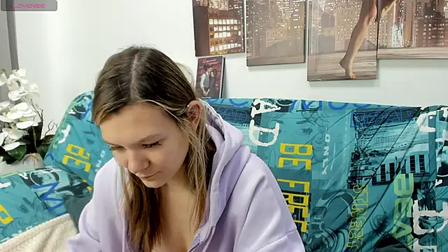 Sunny Sammy online show from 10/26/25, 01:17