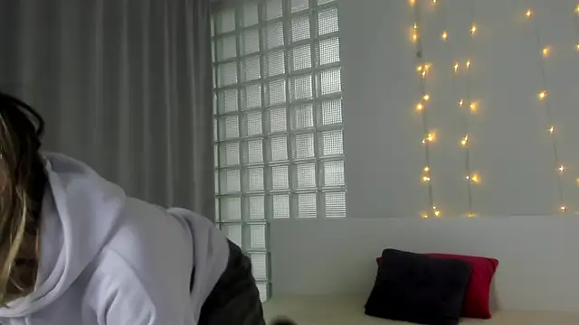 Sunny Sammy online show from 11/29/25, 08:25