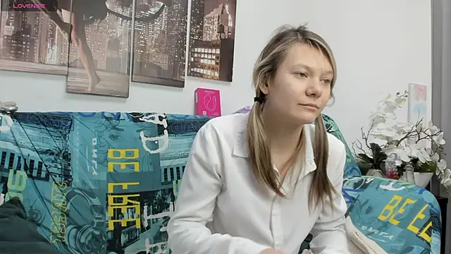 Sunny Sammy online show from 11/17/25, 01:31