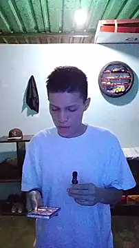 elinnki online show from 04/08/26, 07:59