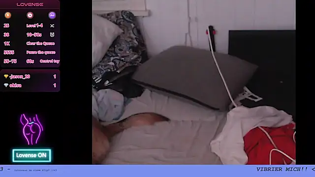 Snapshot of Kinkybooby chatting on 12/05/25, 01:38 Kinkybooby online show from 12/05/25, 01:38