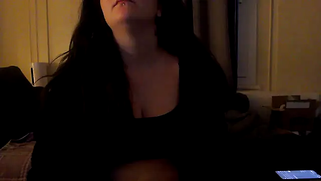 Snapshot of Kinkybooby chatting on 10/14/25, 05:02 Kinkybooby online show from 10/14/25, 05:02