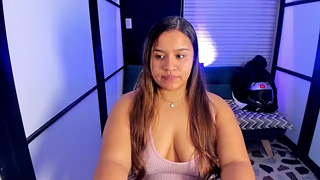 ElaBourn  online show from 11/10/25, 02:11