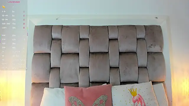 HarleyQueen666 online show from 10/30/25, 10:46