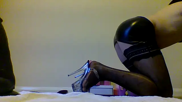 unforgettable dirty slut online show from 11/02/25, 11:15