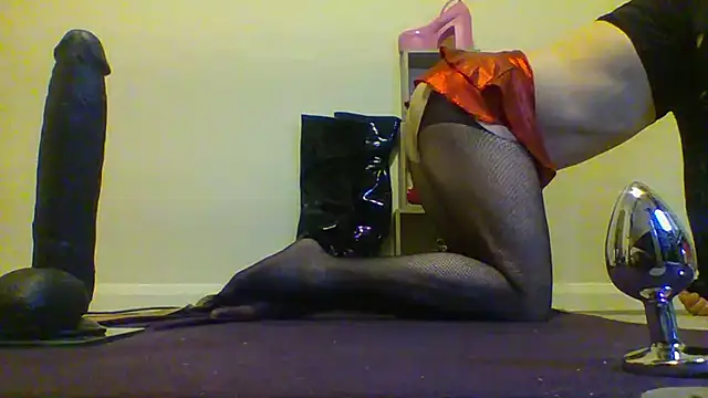 unforgettable dirty slut online show from 03/31/26, 08:55