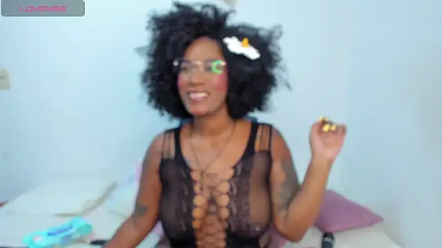 Brandy brown  online show from 12/03/25, 11:25