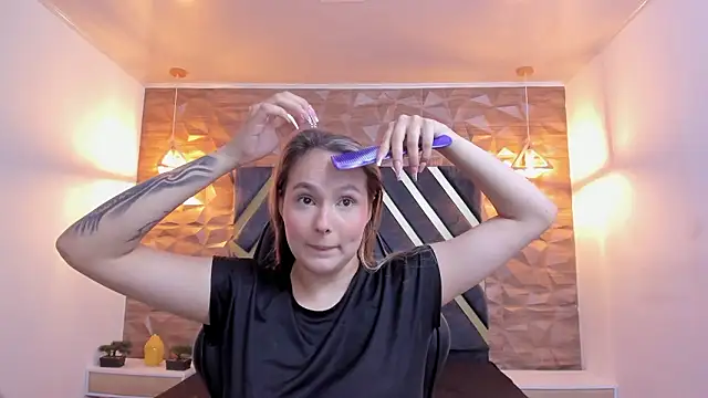 Emmaa white  online show from 02/25/26, 05:13