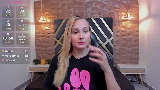 Emmaa white  online show from 12/19/25, 05:32