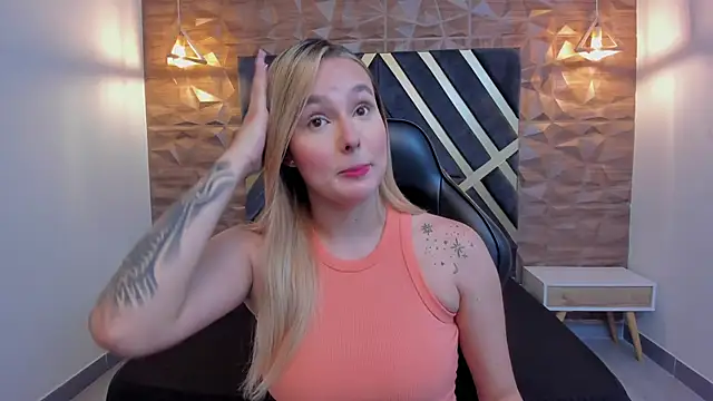 Emmaa white  online show from 01/08/26, 05:19