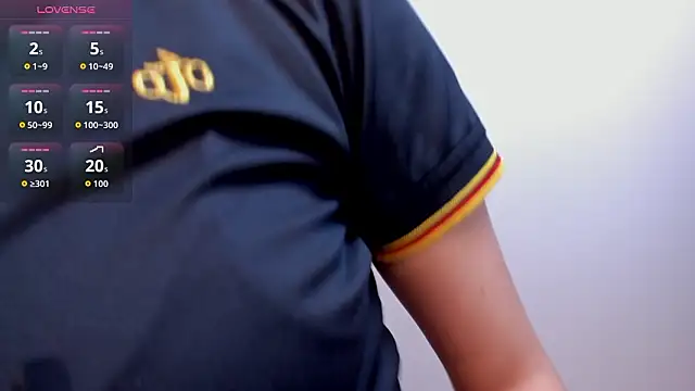 Emmaa white  online show from 02/02/26, 05:12