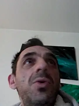 Snapshot of hotmen83 chatting on 03/28/26, 07:53 hotmen83 online show from 03/28/26, 07:53