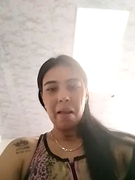 EmmaSplycer02 online show from 04/02/26, 08:48