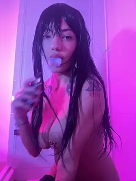 grayce blossoms 24 online show from 10/10/25, 07:47