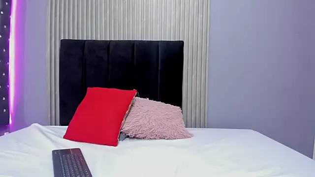 Sex samantha online show from 12/16/25, 01:26