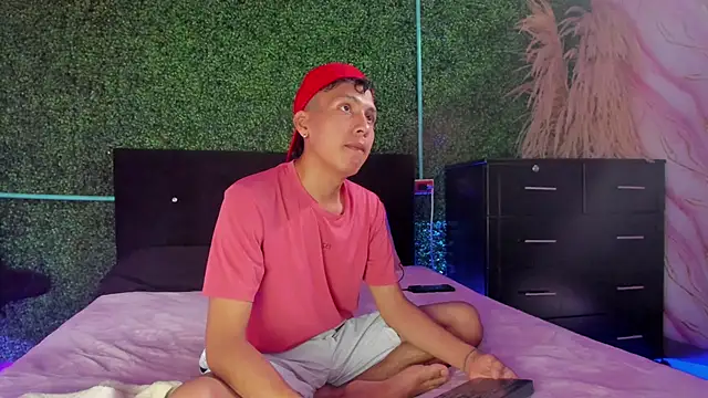 spicy adonhis online show from 04/09/26, 02:23