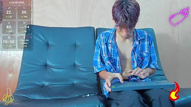 spicy adonhis online show from 10/13/25, 01:12