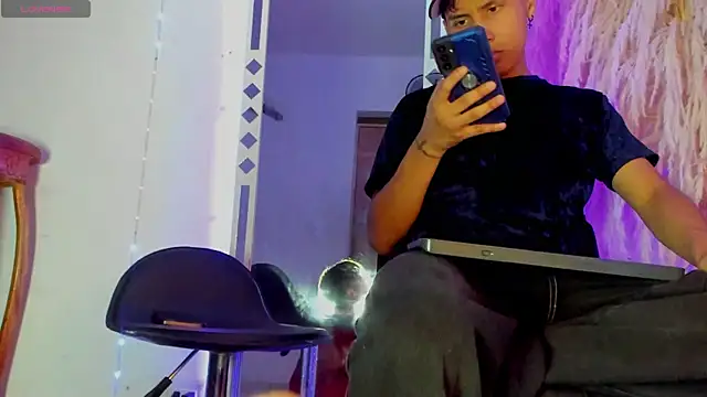 spicy adonhis online show from 10/23/25, 07:34