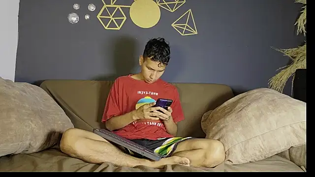 spicy adonhis online show from 04/17/26, 01:36