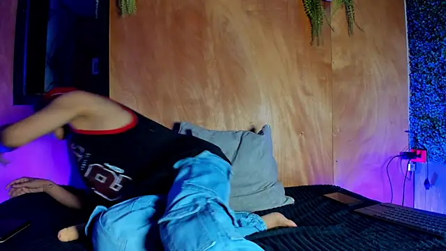 spicy adonhis online show from 04/07/26, 01:24