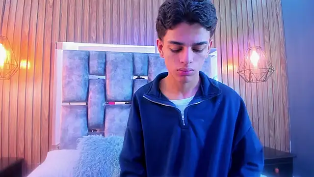 owen  johnson online show from 11/21/25, 11:42