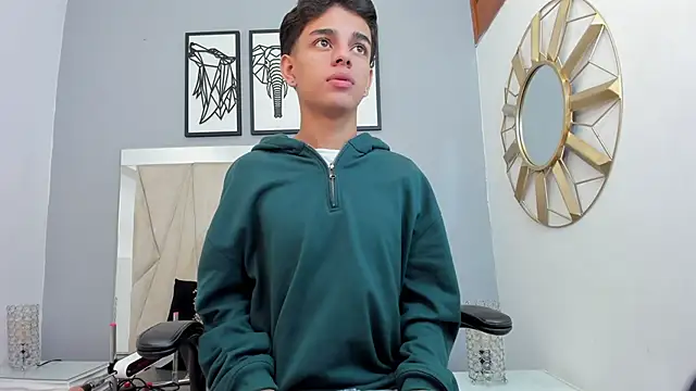 owen  johnson online show from 10/08/25, 11:34