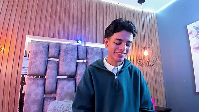 owen  johnson online show from 11/09/25, 11:47