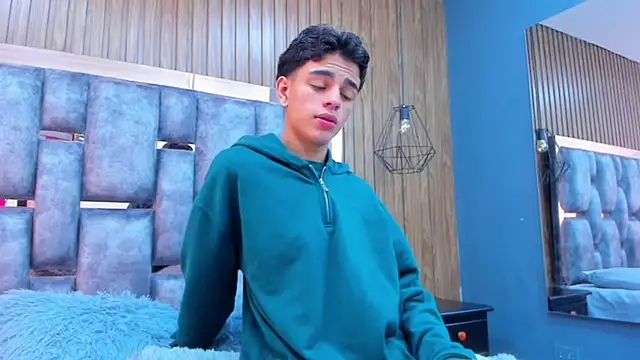 owen  johnson online show from 11/29/25, 12:05