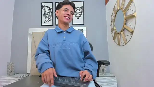 owen  johnson online show from 09/10/25, 11:42