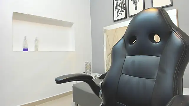 owen  johnson online show from 10/19/25, 11:02