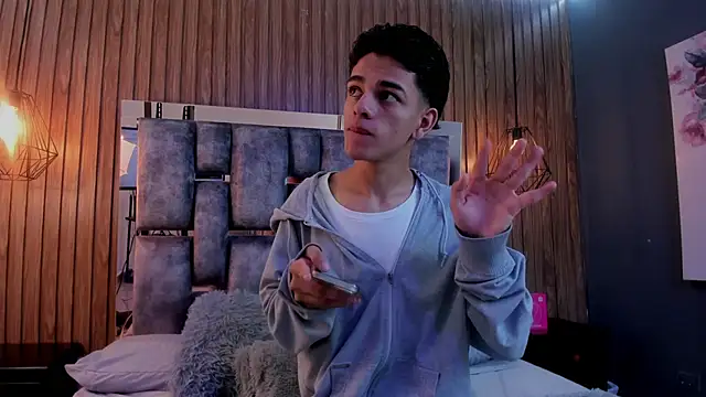 owen  johnson online show from 11/14/25, 12:20