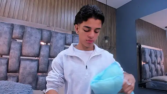 owen  johnson online show from 03/05/26, 12:02