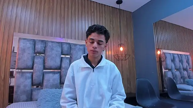 owen  johnson online show from 12/14/25, 11:49