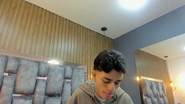 owen  johnson online show from 06/10/26, 11:33