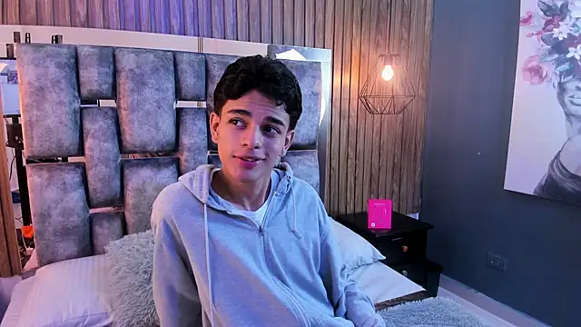 owen  johnson online show from 11/08/25, 11:36