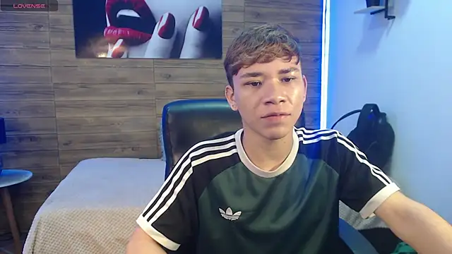 nathanclay online show from 02/11/26, 03:28