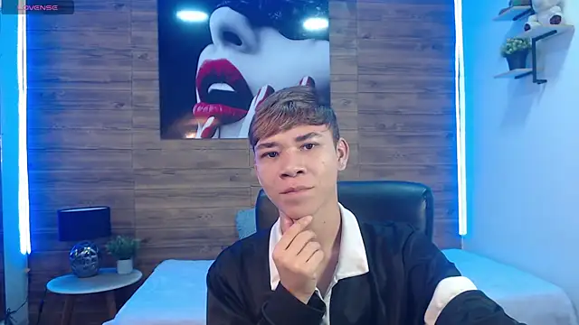 nathanclay online show from 02/06/26, 03:24