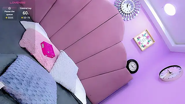 Babyuriel211 online show from 11/13/25, 05:22