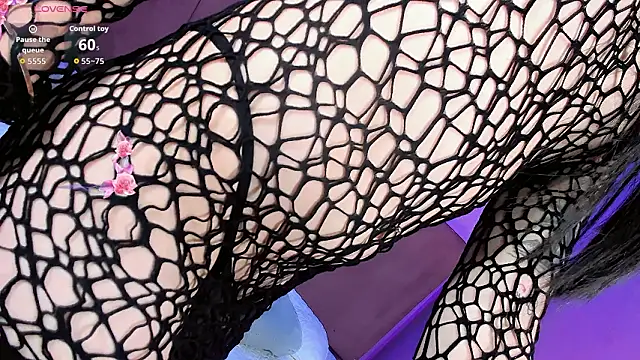 Babyuriel211 online show from 03/27/26, 04:54