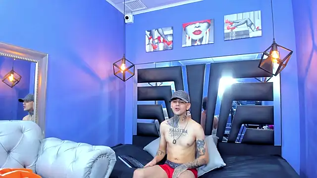 lilyth adam online show from 11/26/25, 01:27