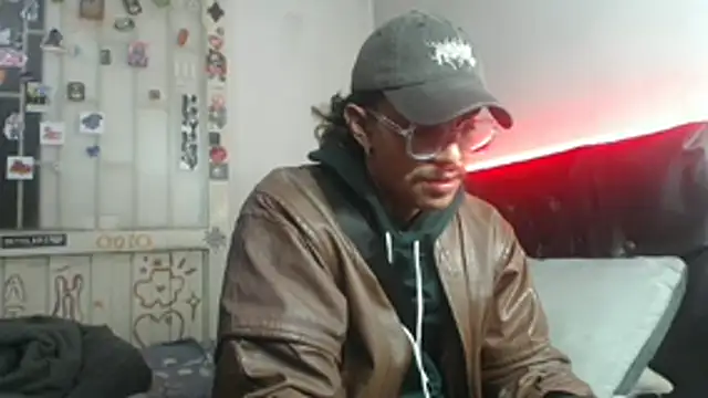 Snapshot of playfulboys_ chatting on 02/01/26, 06:55 playfulboys online show from 02/01/26, 06:55